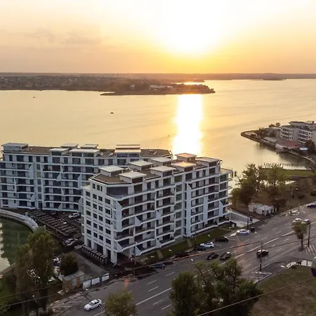 Apartment Purple Luxury On Mamaia