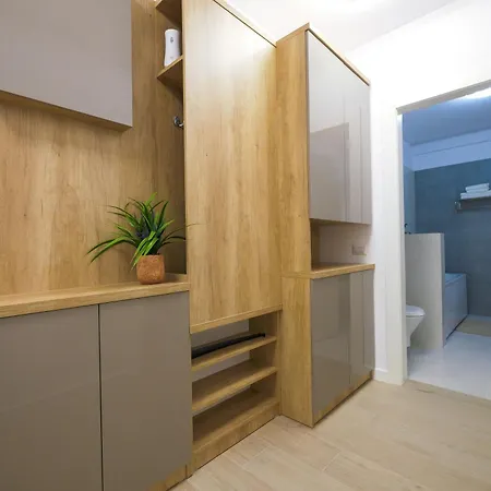 Apartment Purple Luxury On