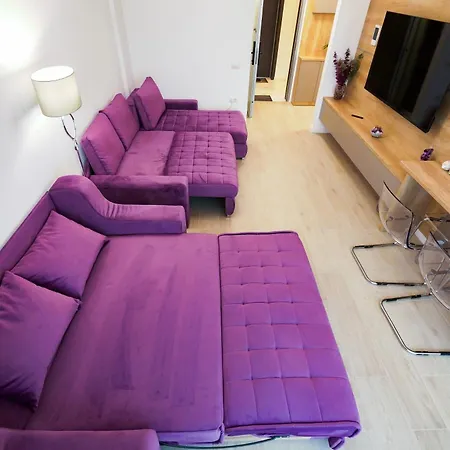 Purple Luxury On Mamaia