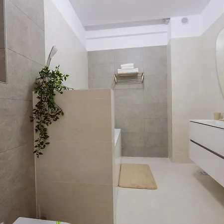 Appartamento Purple Luxury On Mamaia