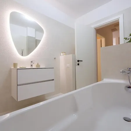 Apartamento Purple Luxury On Mamaia